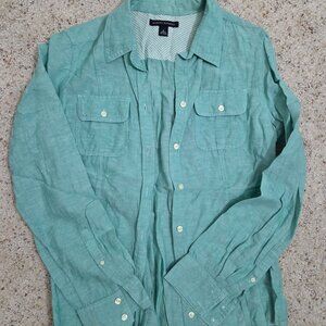 Women's Banana Republic Button Down Shirt - Like New